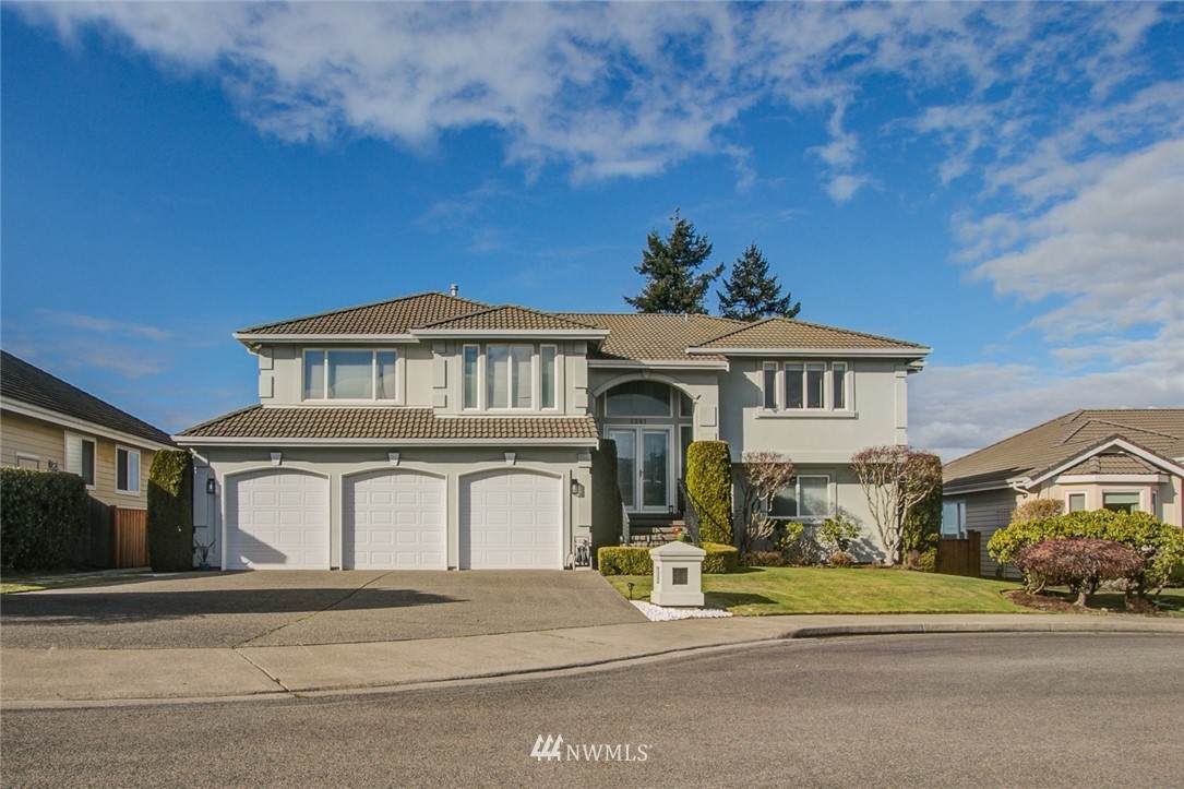2201 Davis Court - Photo 1