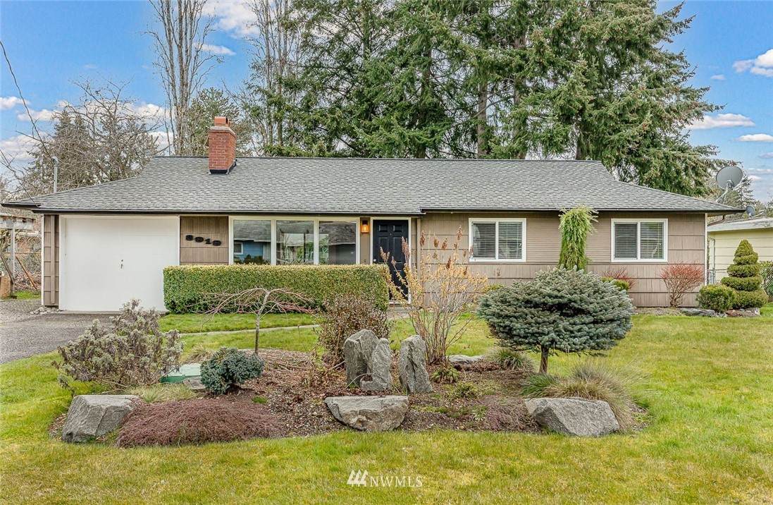 8919 Lenox Drive - Photo 1