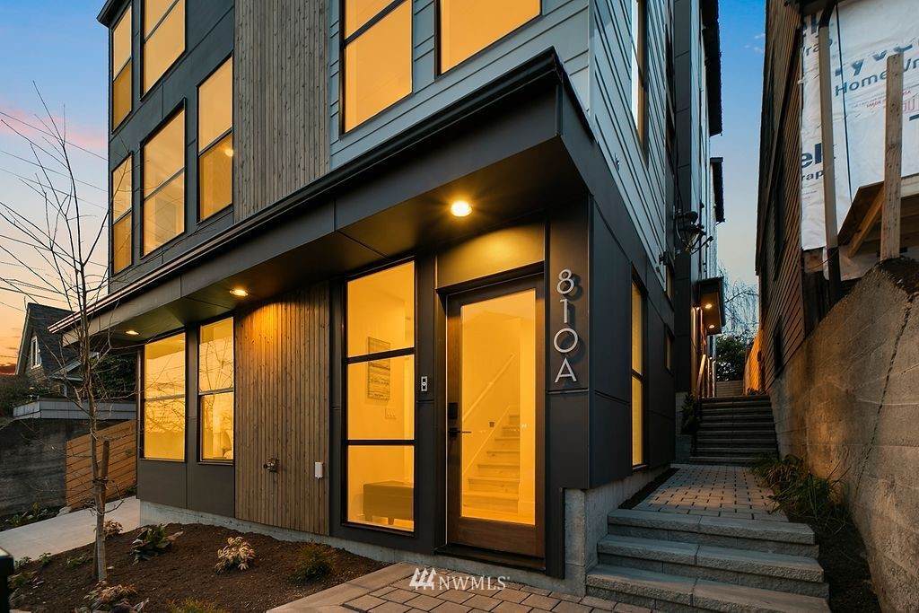 810 69th Street - Photo 1