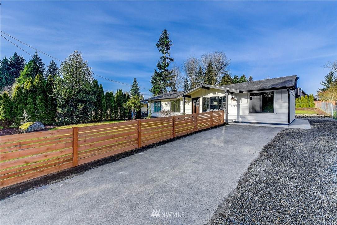 9701 132nd Avenue - Photo 1