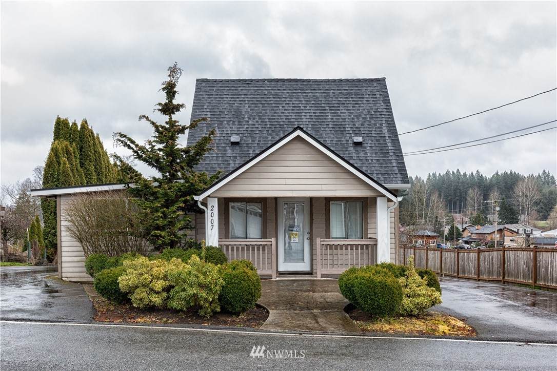 2007 123rd Avenue - Photo 1