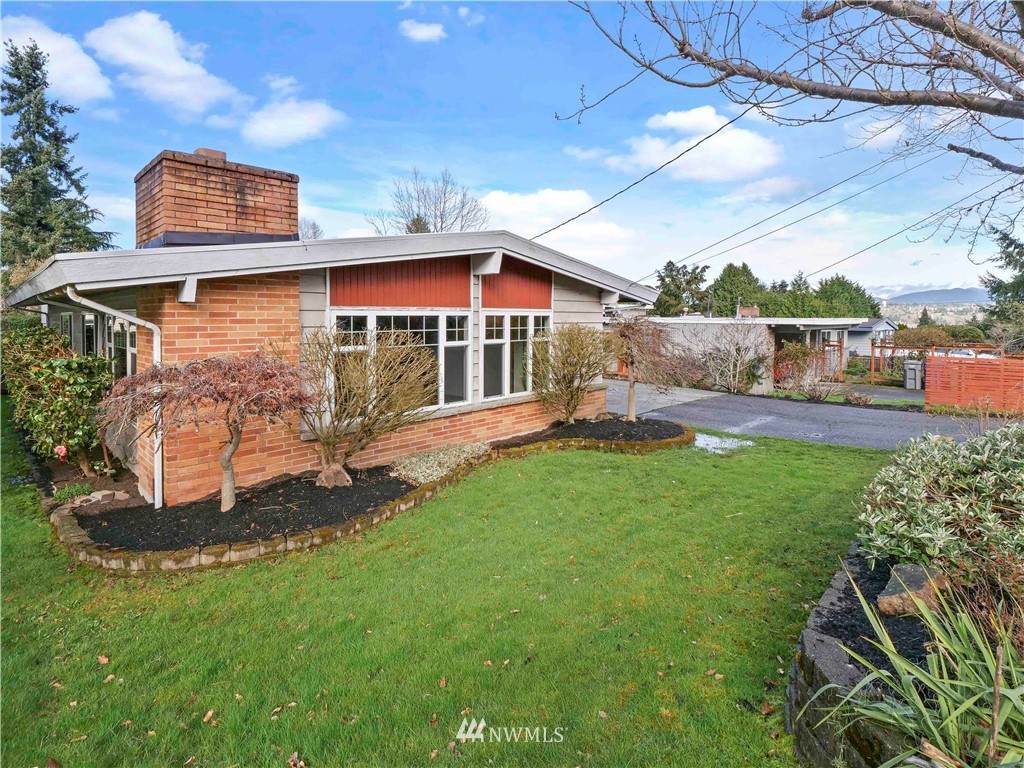 8034 117th Street - Photo 1