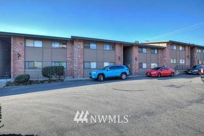 13552 37th Avenue - Photo 1