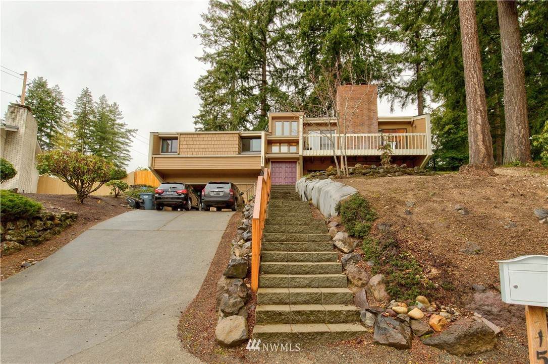 1548 Woodside Court - Photo 1