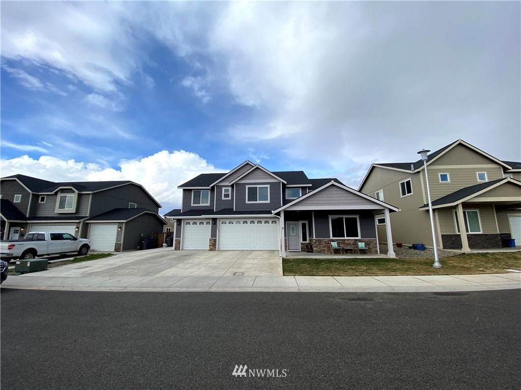 1603 Sparrow Knoll Avenue - Photo 1