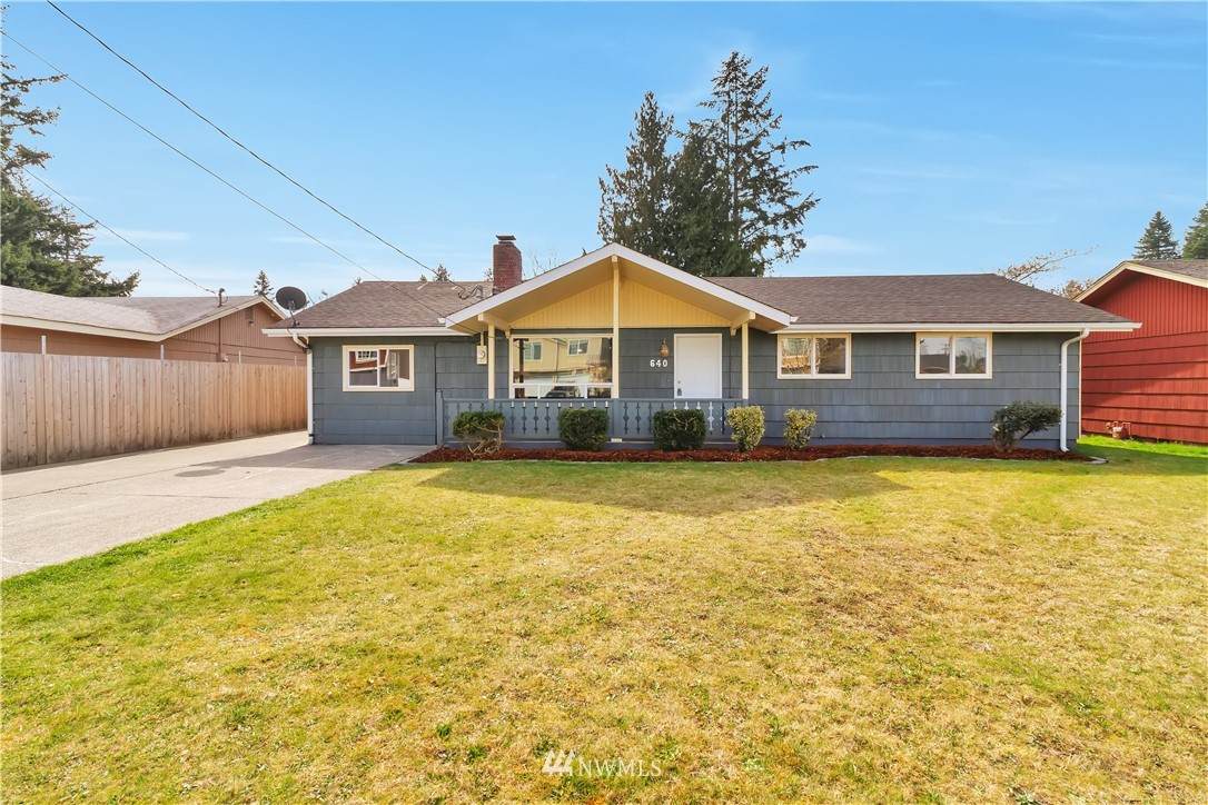 640 27th Street - Photo 1