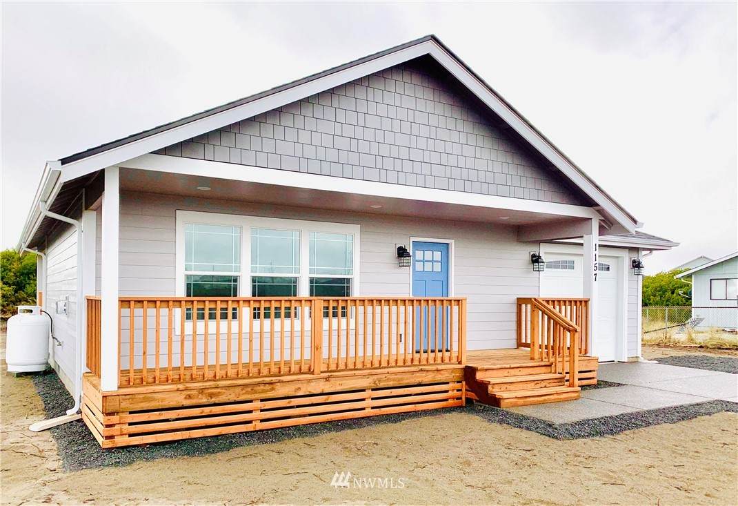 392 Centaurus Avenue - Photo 1
