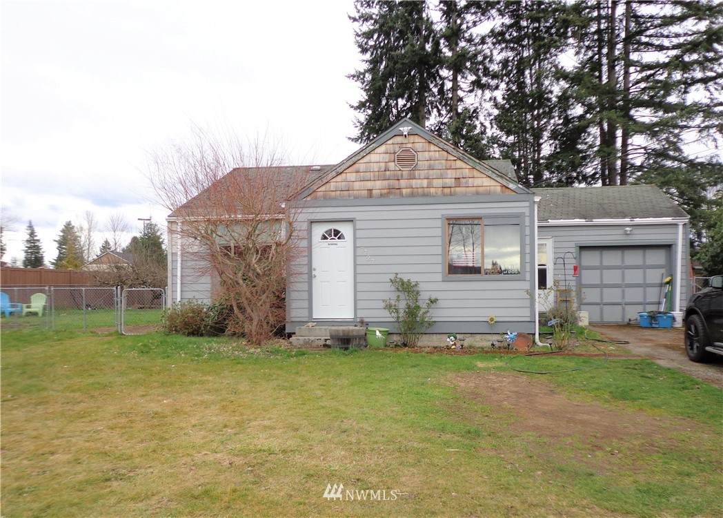 7727 47th Avenue - Photo 1