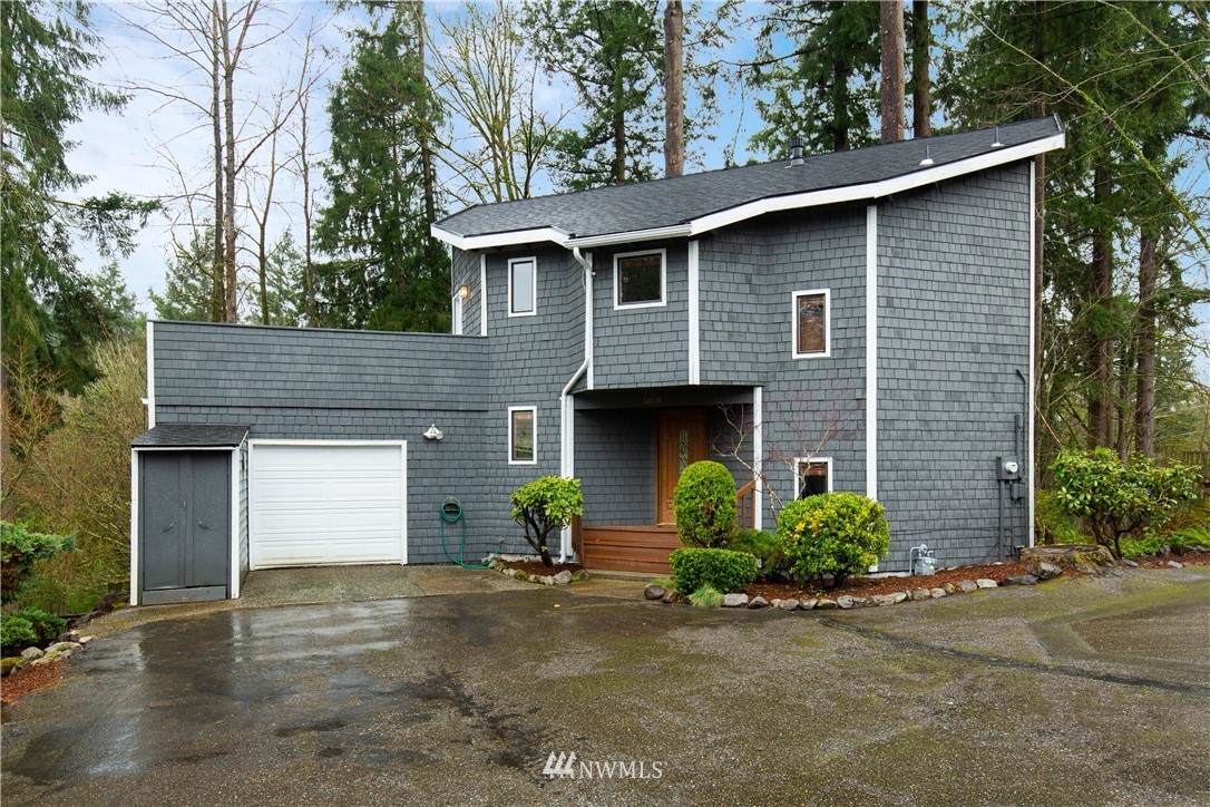 12818 47th Place - Photo 1