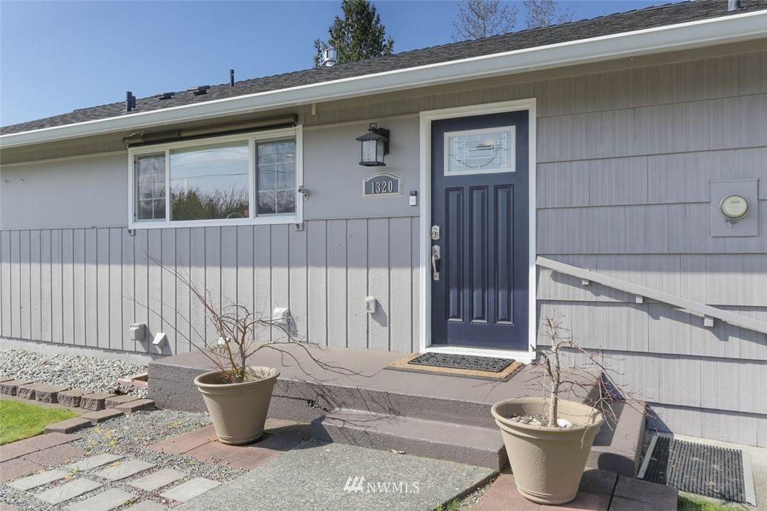 1320 Heatherwood - Photo 1