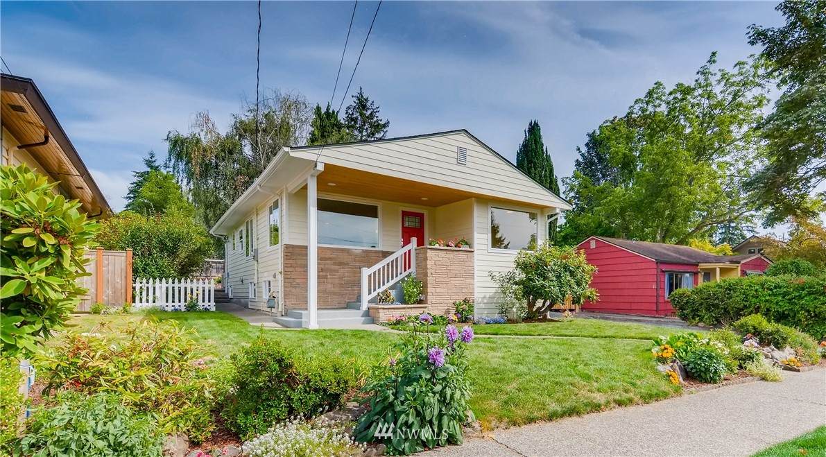 6828 40th Avenue - Photo 1