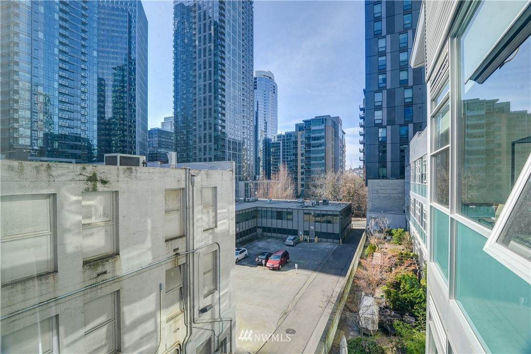 2015 Terry Avenue - Photo 1