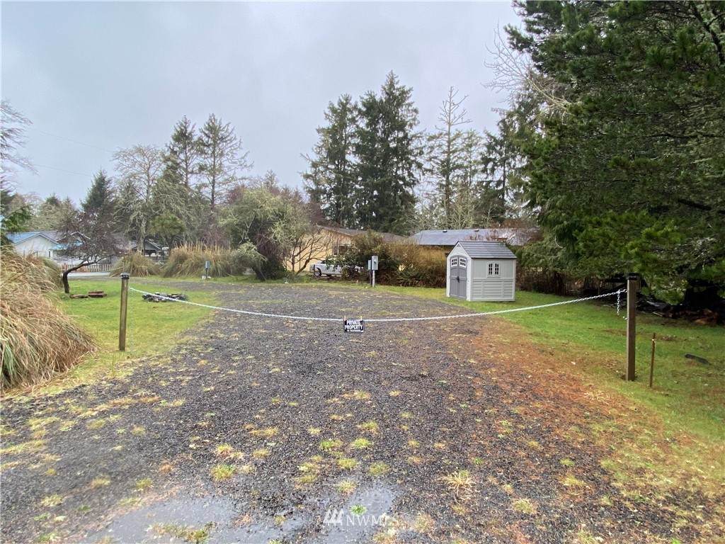 526 Leitha Court - Photo 1