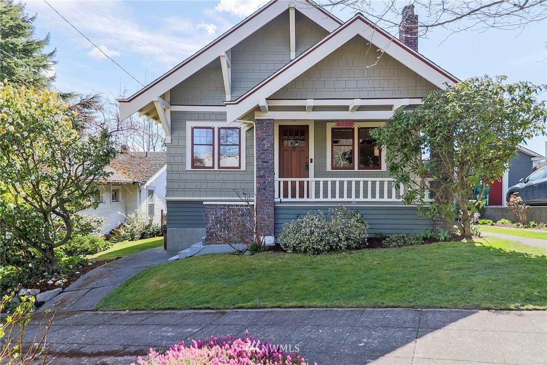 3211 57 Street - Photo 1