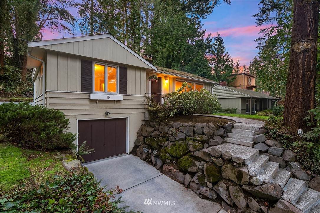 333 108th Avenue - Photo 1