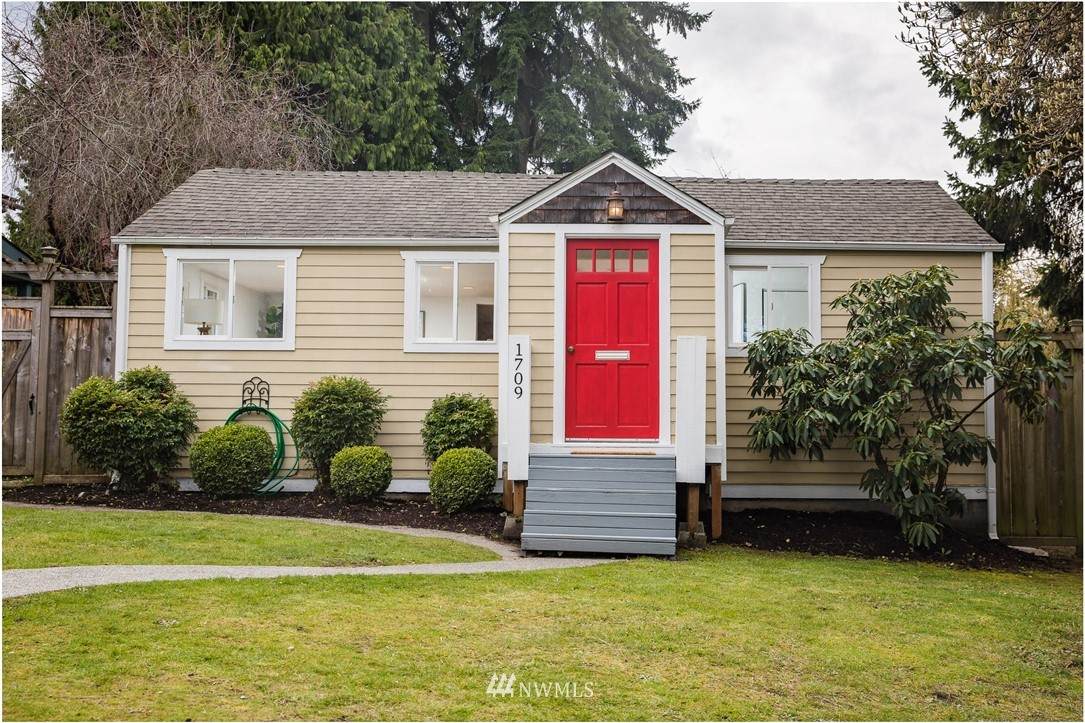 1709 Webster Street - Photo 1