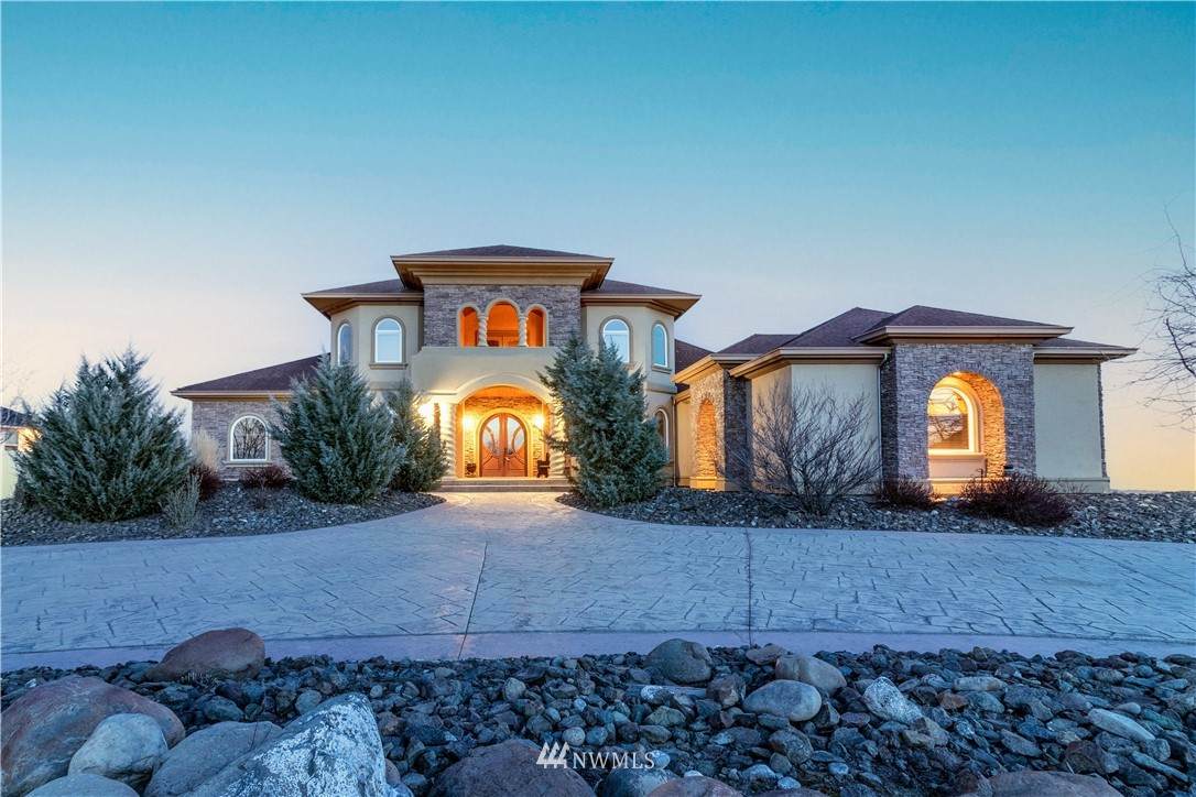8637 Dune Lake Road - Photo 1