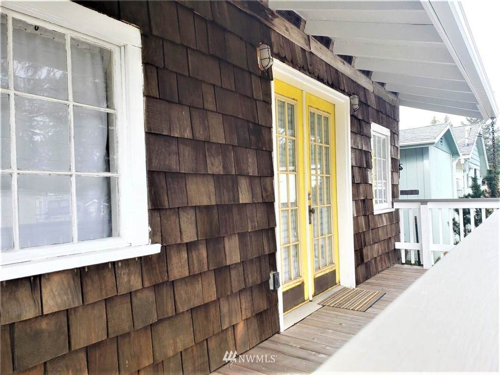 27211 N Place - Photo 1