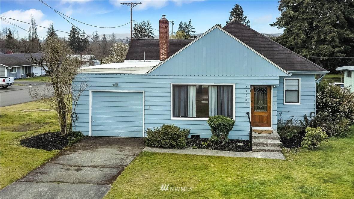 1301 Main Street - Photo 1