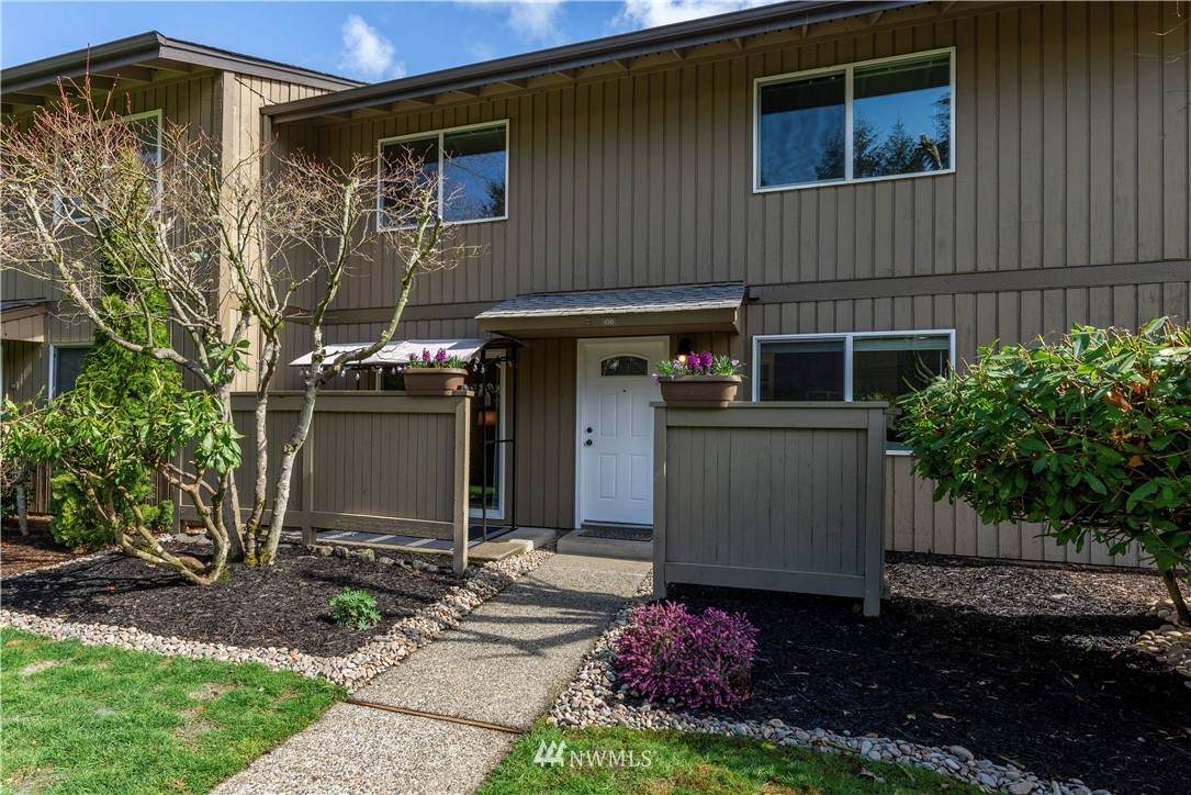 6111 16th Street - Photo 1