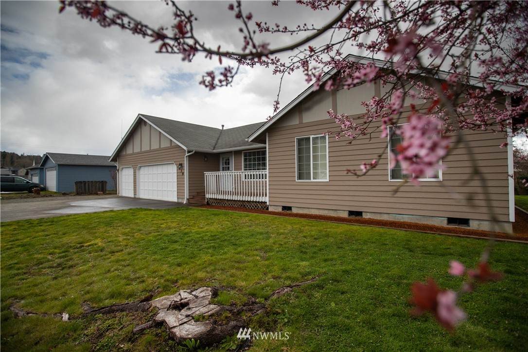 839 21st Street - Photo 1