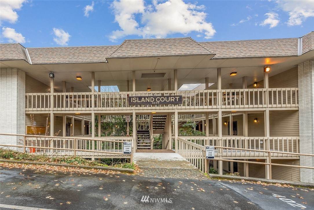 3239 80th Avenue - Photo 1