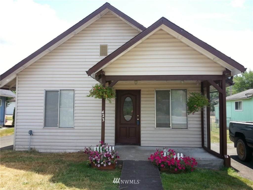 423 Simpson Avenue - Photo 1