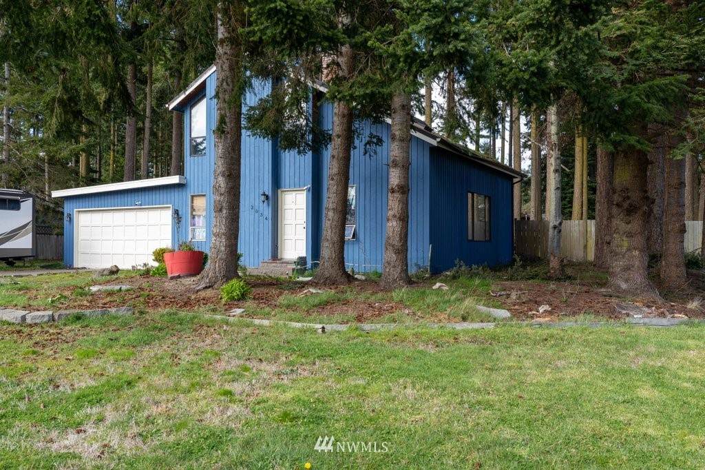 2034 Pine Wood Way - Photo 1