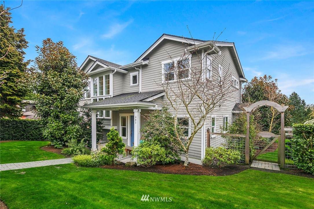 403 10th Avenue - Photo 1