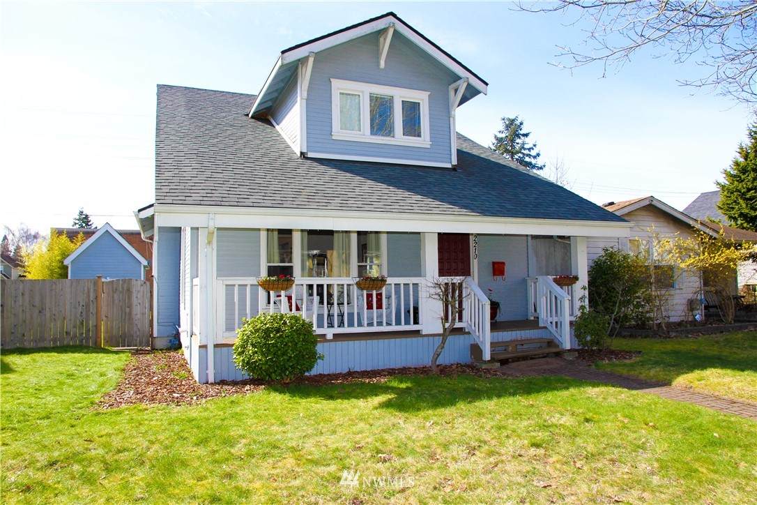 2210 Mcdougall Avenue - Photo 1