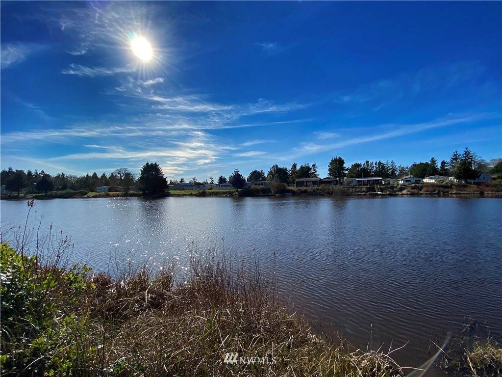 701 Copalis Avenue - Photo 1