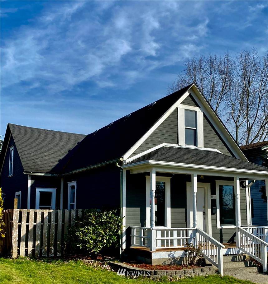 2518 King Street - Photo 1