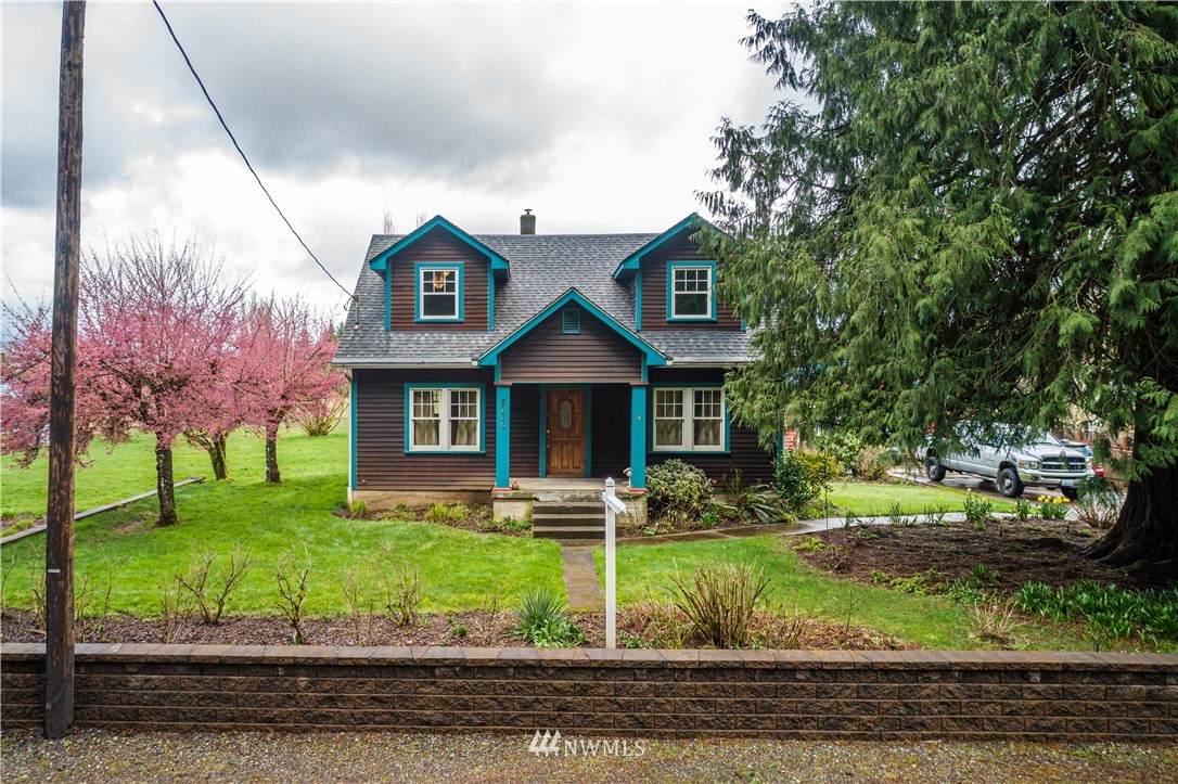 8216 159th Street - Photo 1
