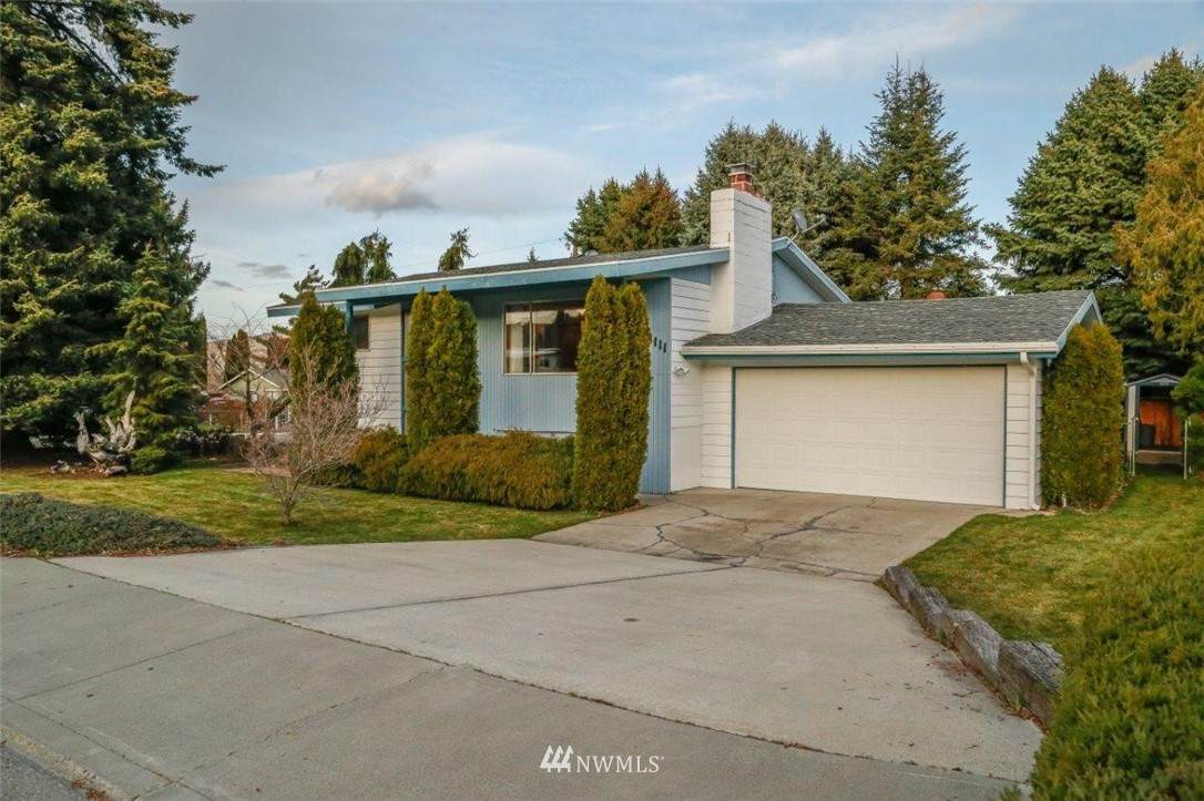 1111 Brown Street - Photo 1