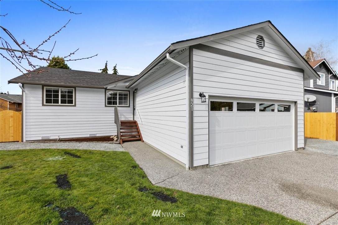921 Garfield Street - Photo 1