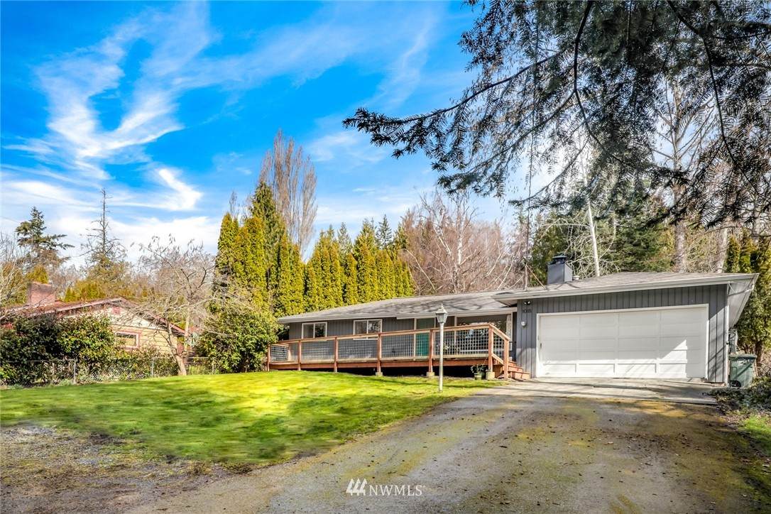 1015 32nd Street - Photo 1