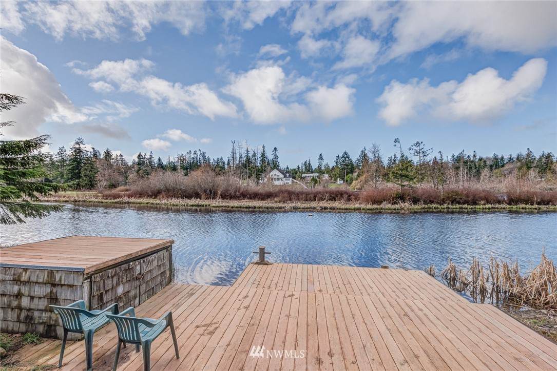 1821 Lake Drive - Photo 1