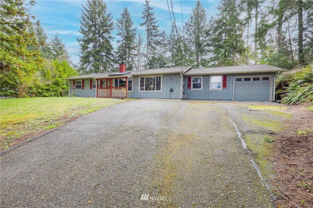 951 Peru Avenue - Photo 1