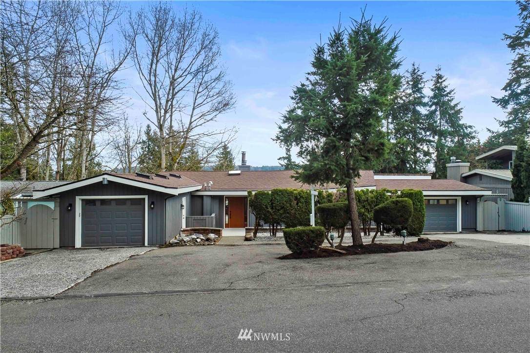 16526 39th Avenue - Photo 1