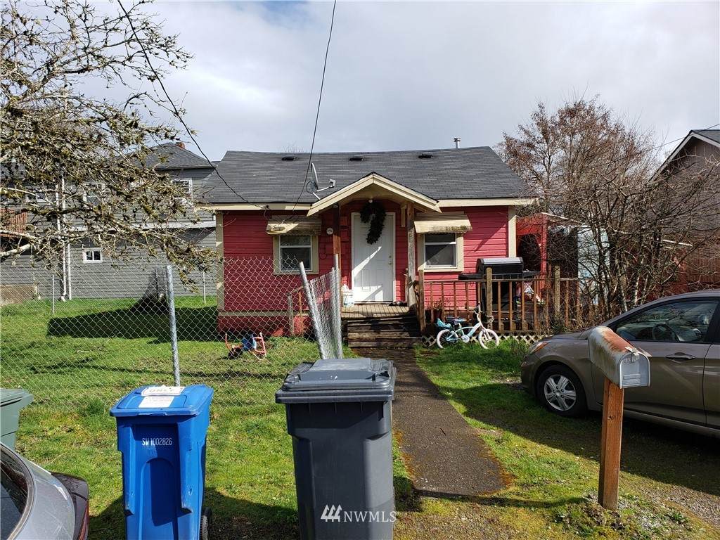 323 Cookson Street - Photo 1