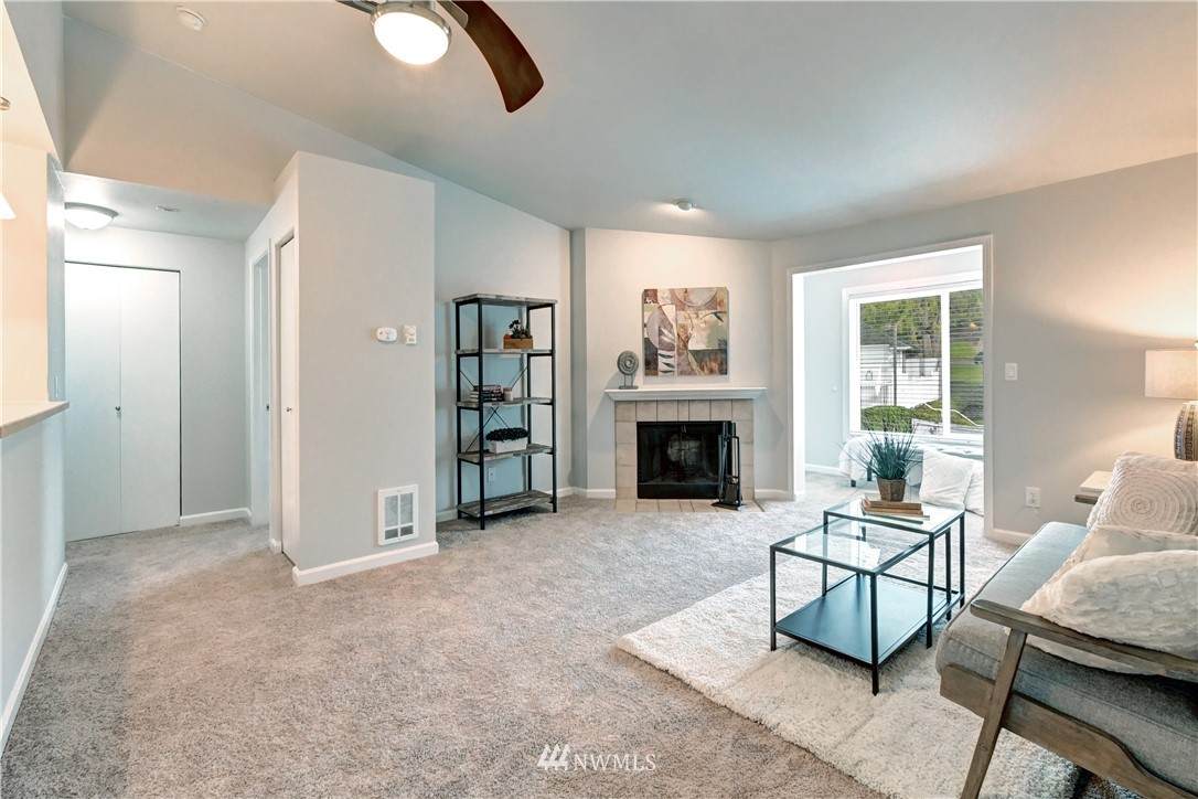 975 Aberdeen Avenue - Photo 1