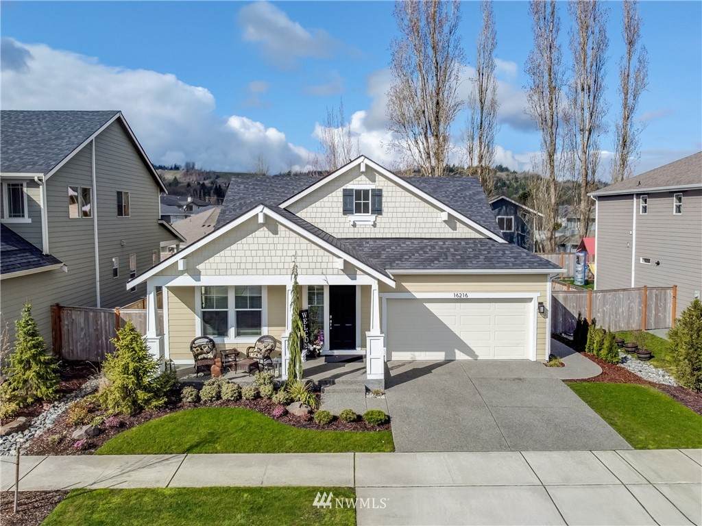 16216 166th Drive - Photo 1