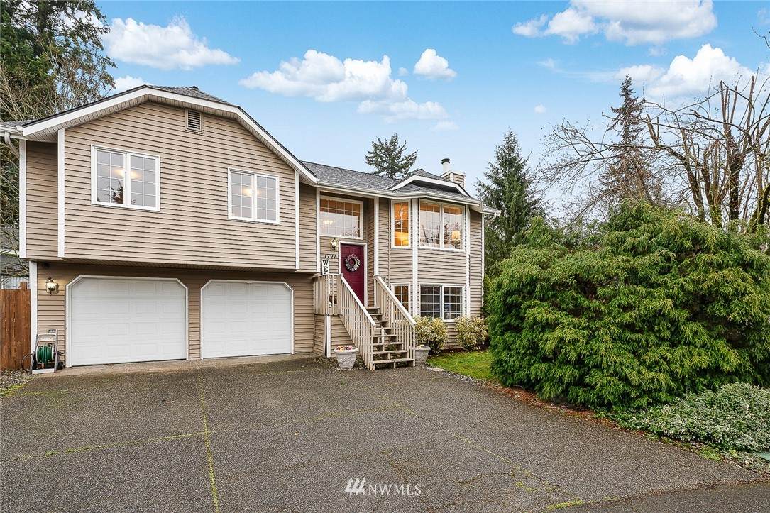 1727 143rd Pl - Photo 1