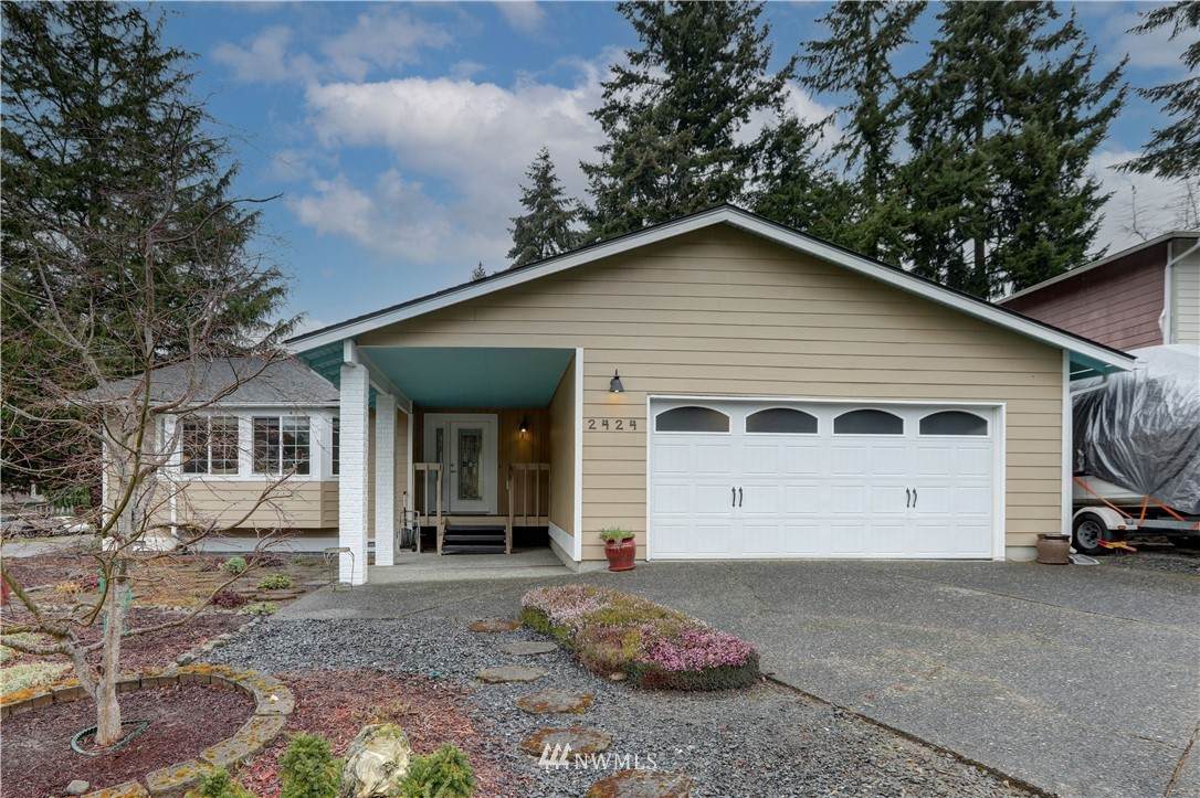 2424 318th Street - Photo 1