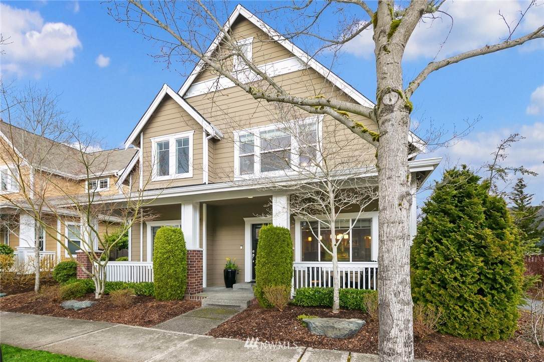 2102 Noble Street - Photo 1