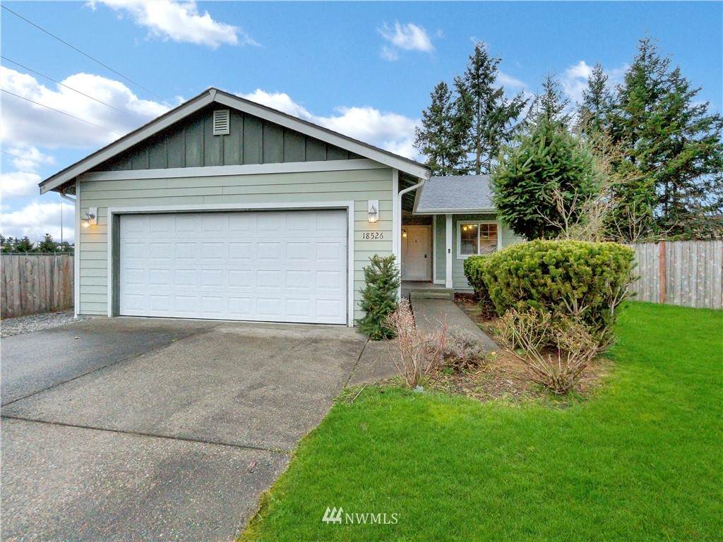 18526 39th Avenue - Photo 1
