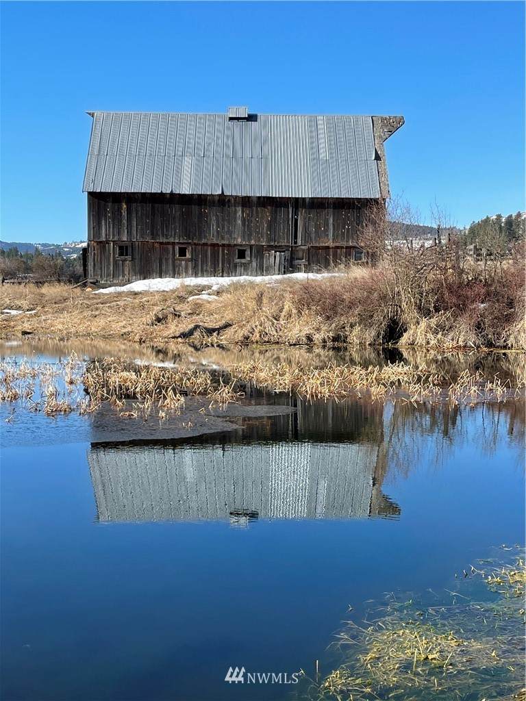 786 Curlew Lake Road - Photo 1