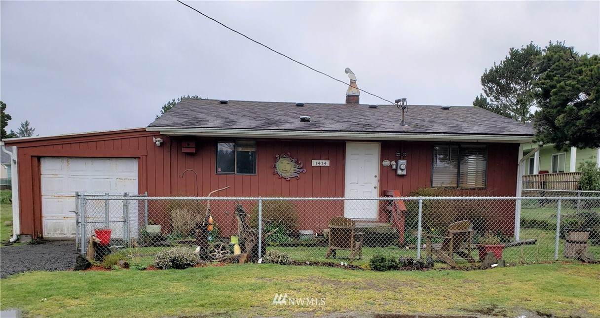 1414 177th Place - Photo 1
