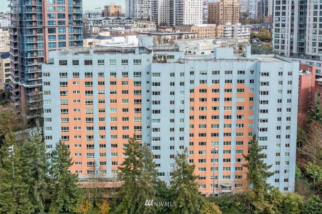 1400 Hubbell Place - Photo 1