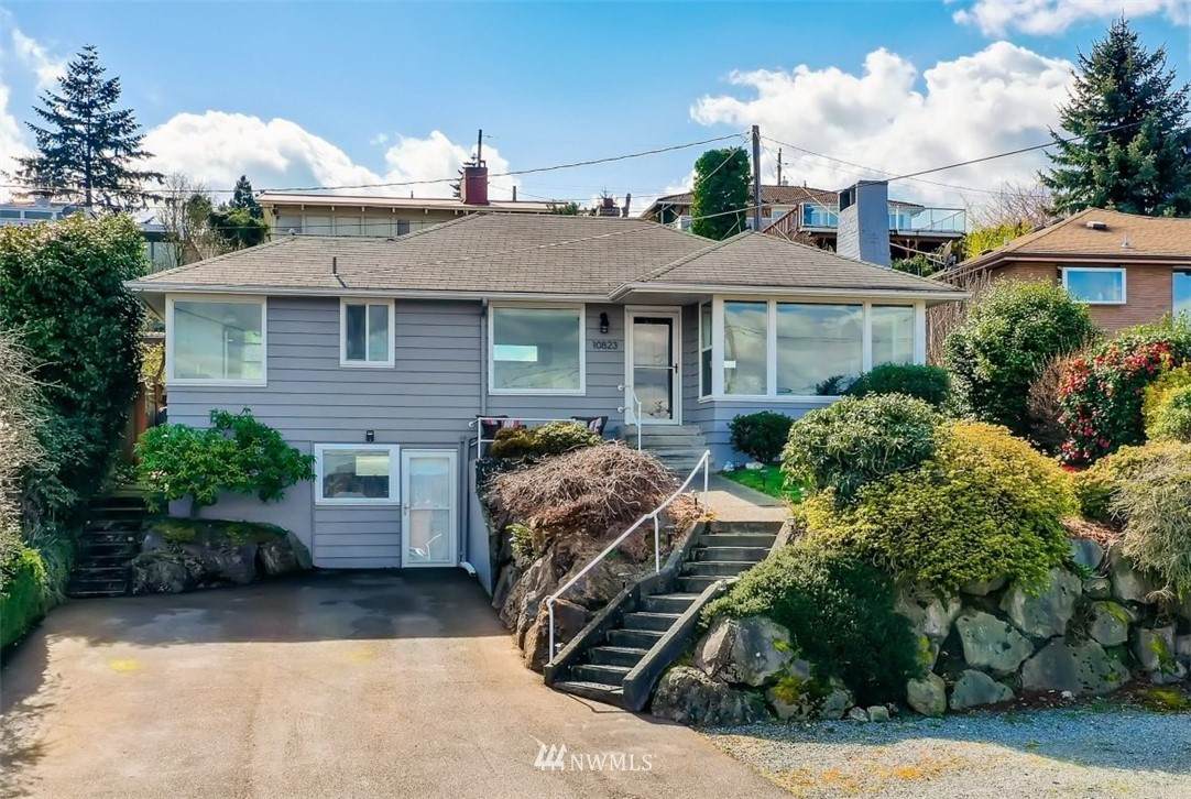 10823 Forest Avenue - Photo 1